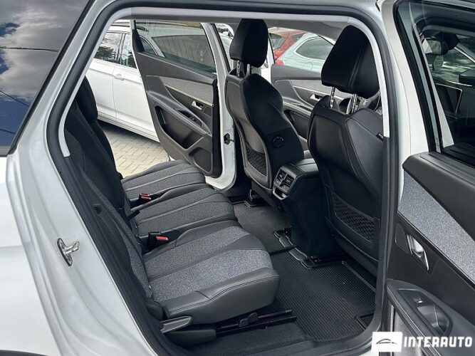 peugeot 5008 2020