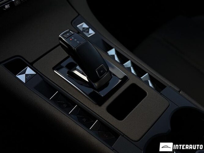 Citroen DS7 41 citroen DS7 2019