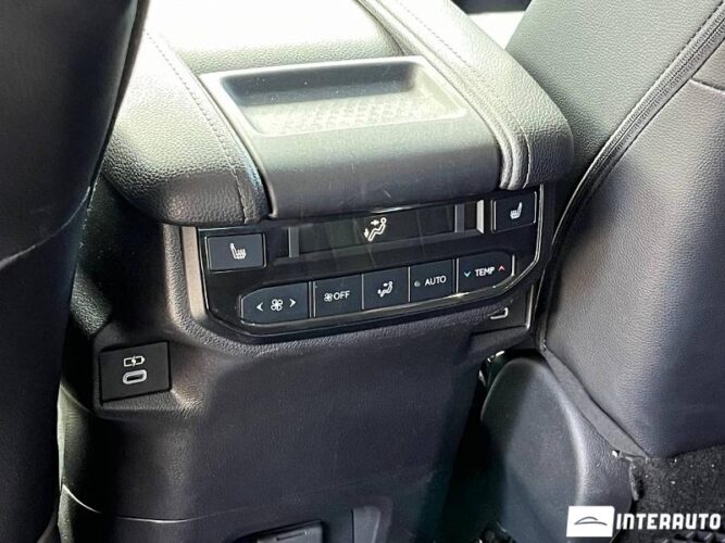 Toyota Grand Highlander 50 toyota Grand Highlander 2024