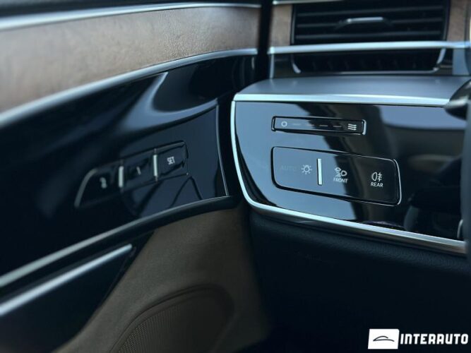 Audi A8 47 audi A8 2019