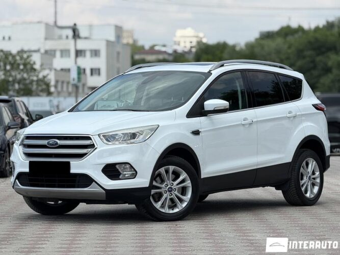Ford Kuga 2018 doar la InterAuto