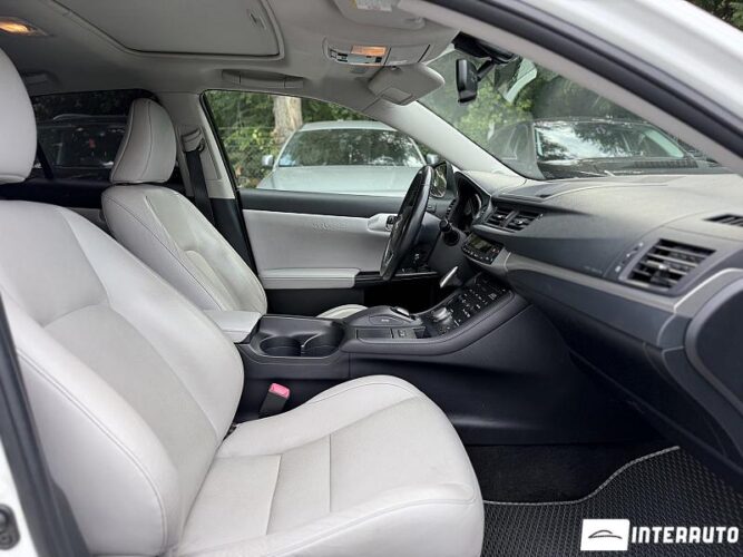 lexus CT 200h 2012
