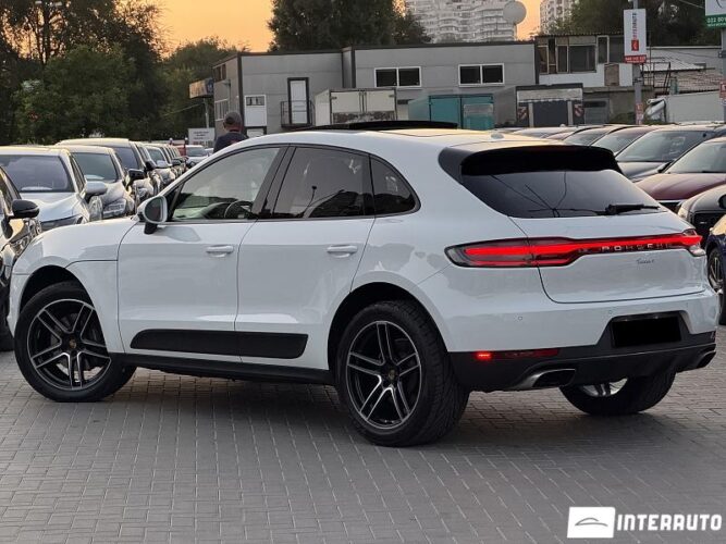 Porsche Macan 2021 doar la InterAuto