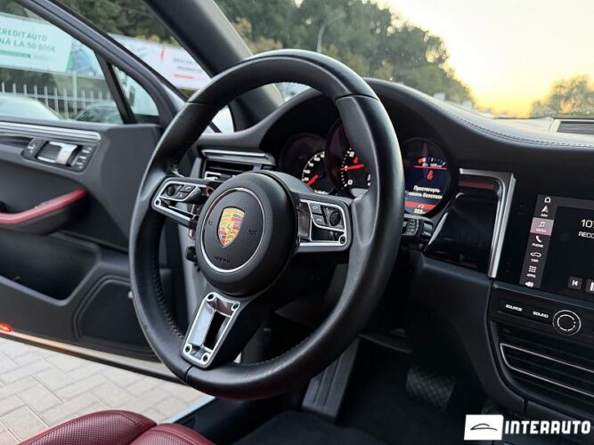 porsche Macan 2021