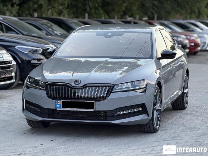 Skoda Superb 2020 doar la InterAuto