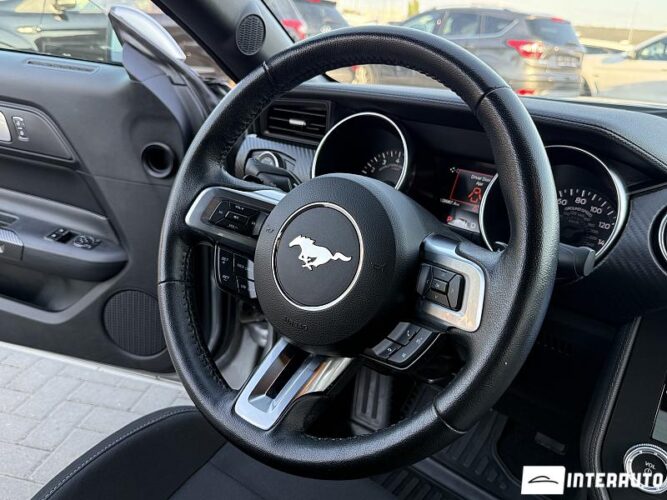 ford Mustang 2020