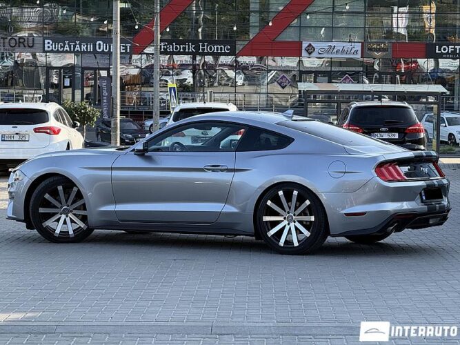 ford Mustang 2020