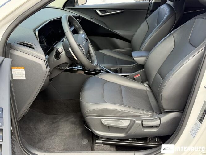 Kia Niro 38 kia Niro 2022