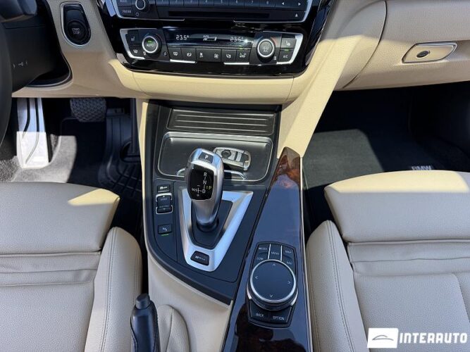 BMW 330E 49 bmw 330E 2018