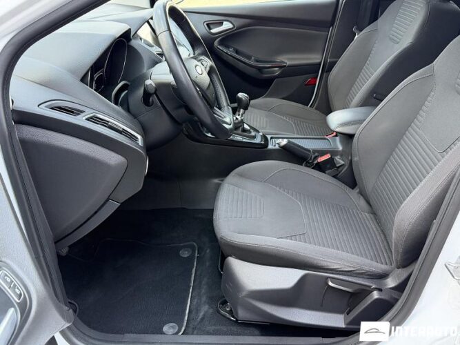 Ford Focus 38 ford Focus 2018