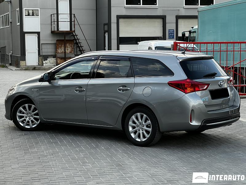 toyota Auris 2014
