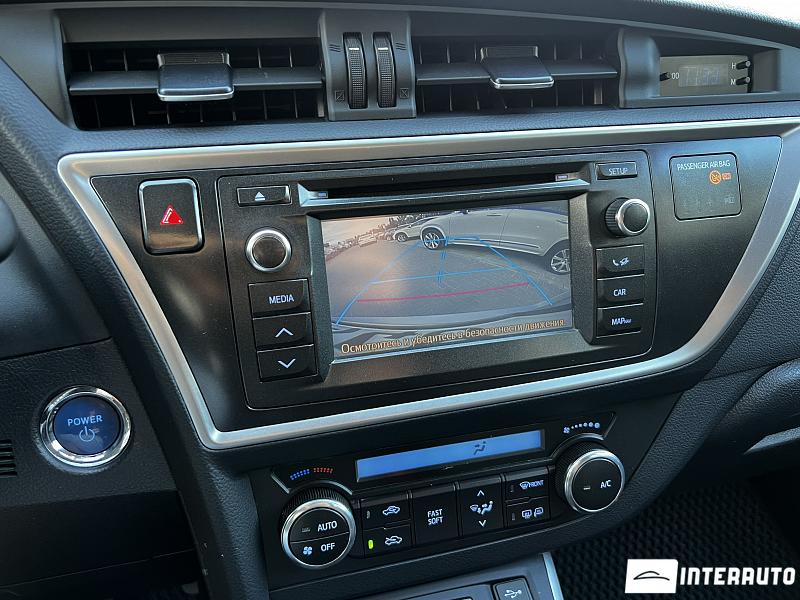 toyota Auris 2014