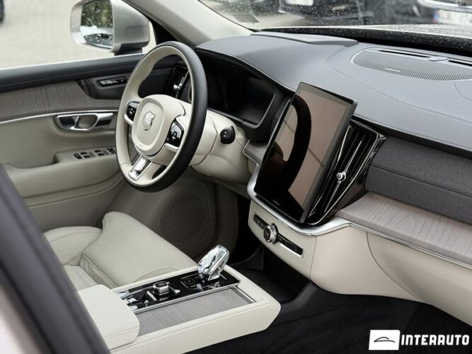 volvo XC 90 2025