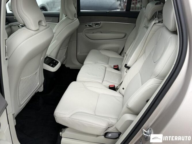 volvo XC 90 2025