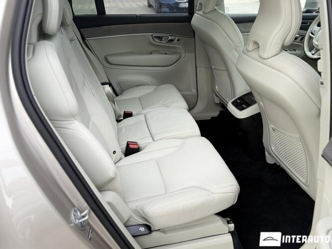 volvo XC 90 2025