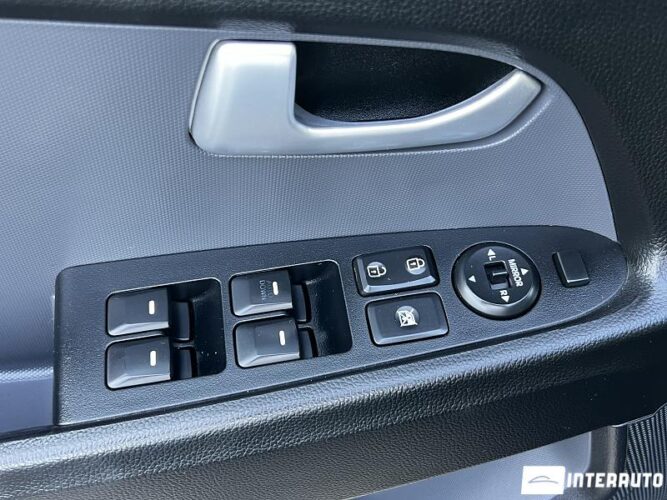 kia Sportage 2011