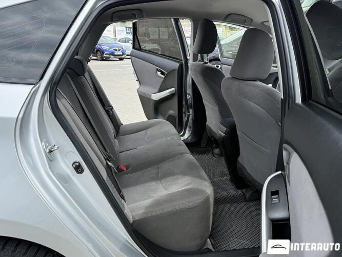 Toyota Prius 45 toyota Prius 2014
