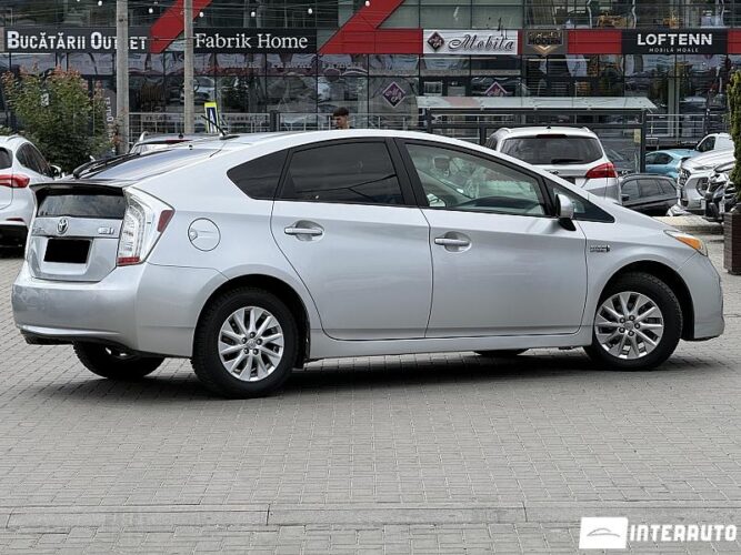 Toyota Prius 33 toyota Prius 2014