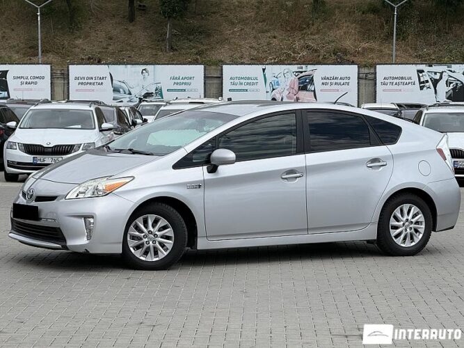 Toyota Prius 32 toyota Prius 2014