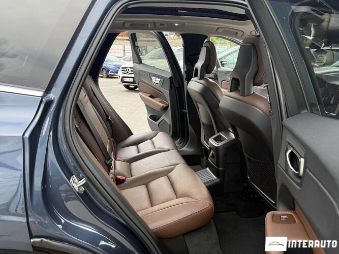 volvo XC 60 2021