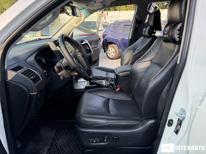 toyota Land Cruiser 2020