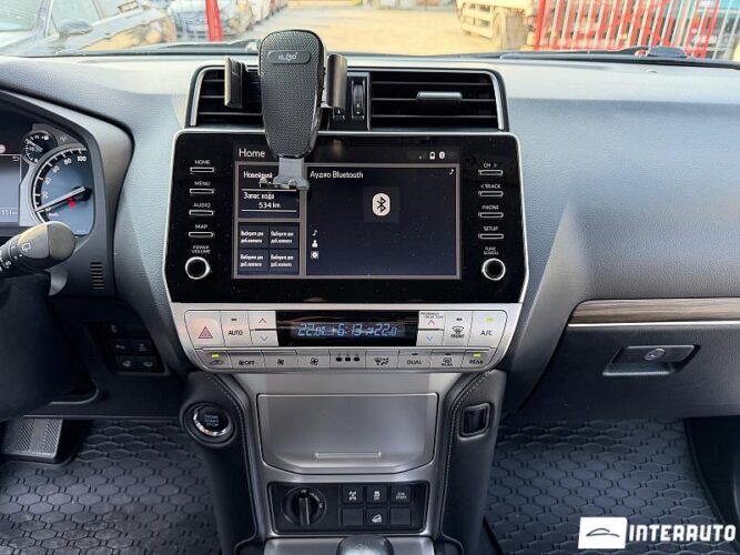 toyota Land Cruiser 2020
