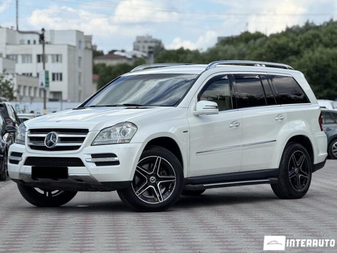 Mercedes GL 350 2010 doar la InterAuto