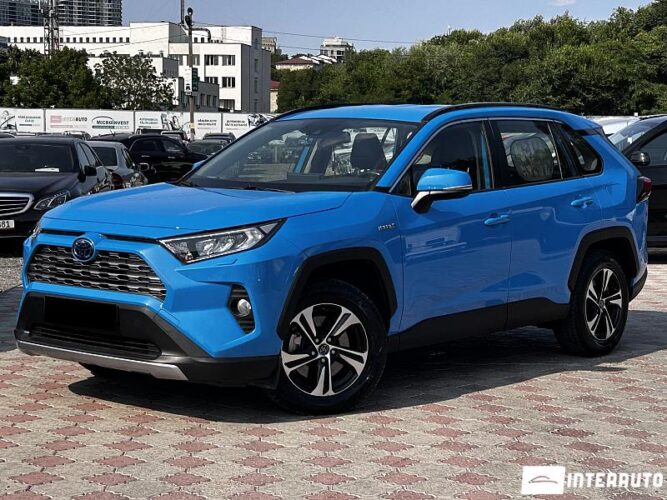 Toyota Rav-4 2019 doar la InterAuto