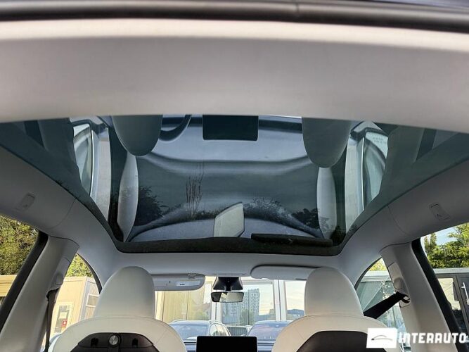 Tesla Model Y 45 tesla Model Y 2023