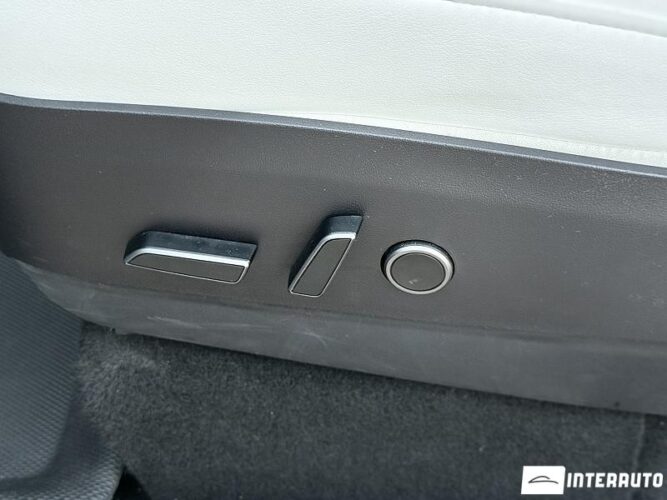 Tesla Model Y 35 tesla Model Y 2023
