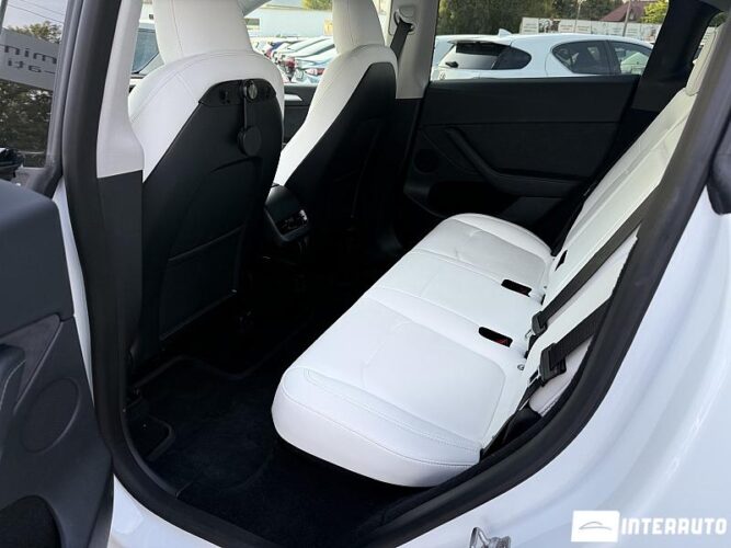 Tesla Model Y 43 tesla Model Y 2023