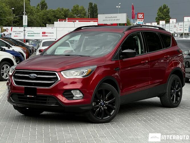 Ford Escape 2017 doar la InterAuto