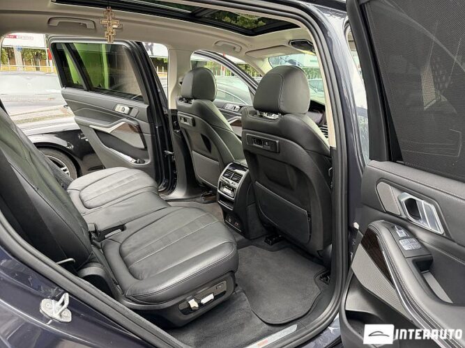 BMW X7 4.0i 39 bmw X7 4.0i 2019