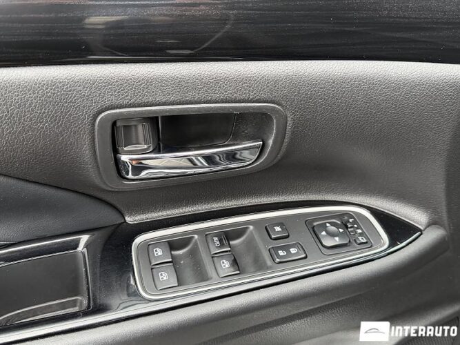 Mitsubishi Outlander 45 mitsubishi Outlander 2015
