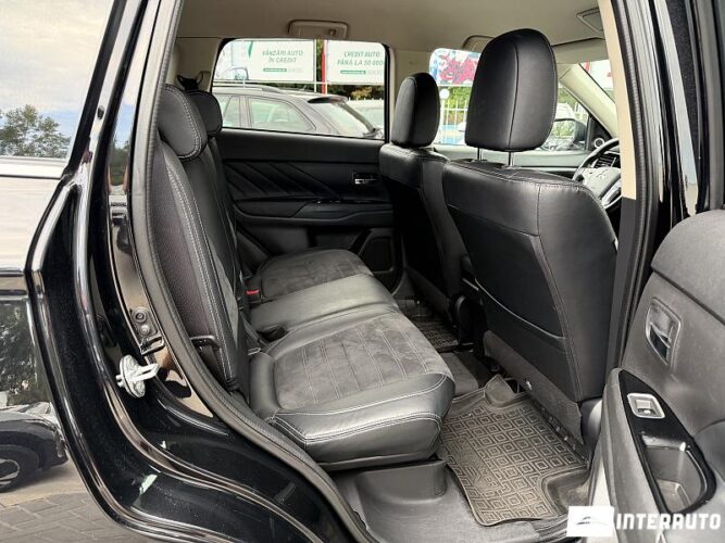 Mitsubishi Outlander 47 mitsubishi Outlander 2015
