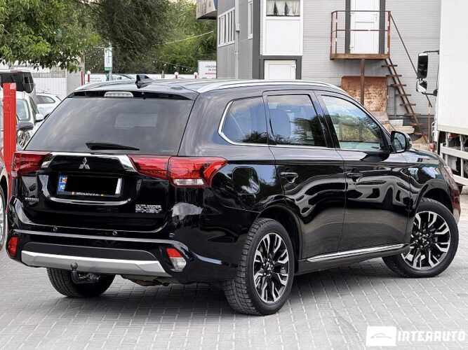 Mitsubishi Outlander 33 mitsubishi Outlander 2015