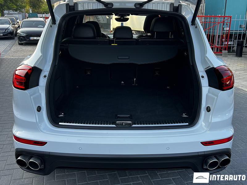 porsche Cayenne S Hybrid 2016