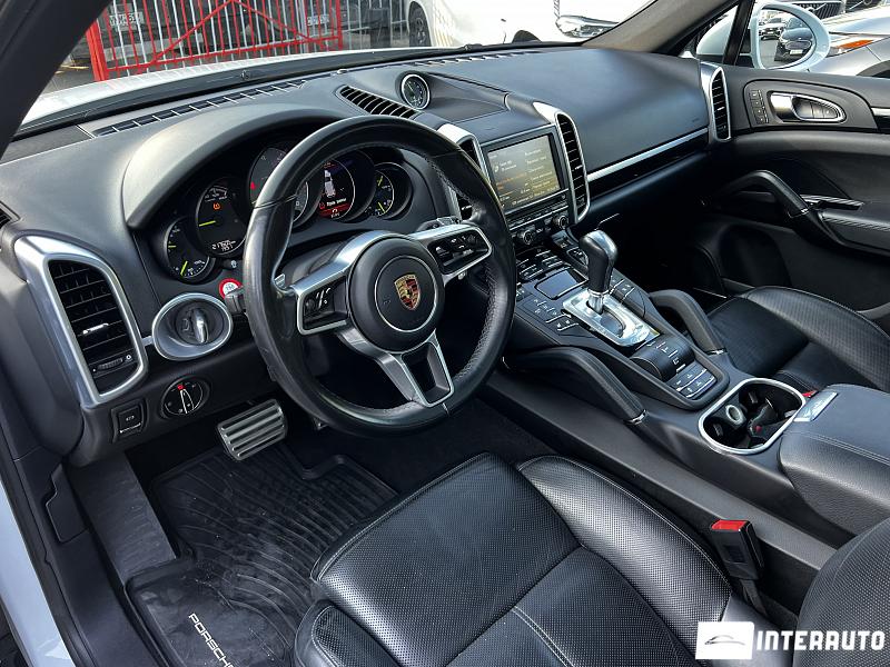porsche Cayenne S Hybrid 2016