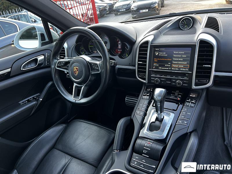 porsche Cayenne S Hybrid 2016