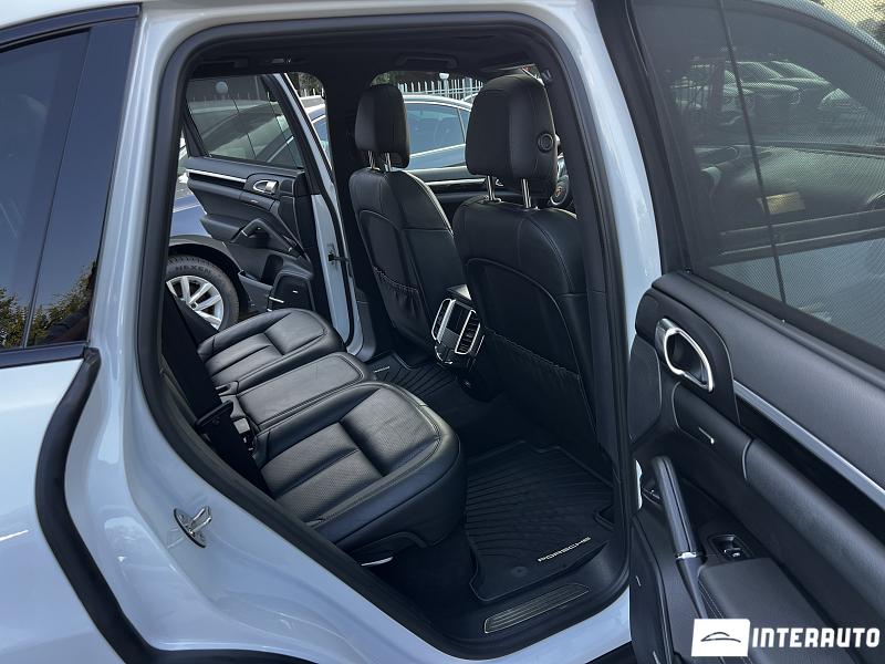porsche Cayenne S Hybrid 2016