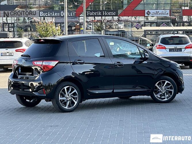 toyota Yaris 2020