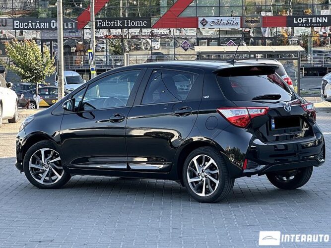 toyota Yaris 2020