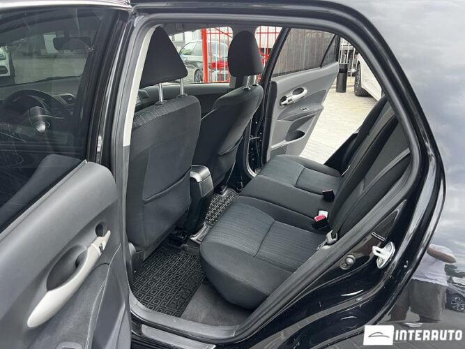 Toyota Auris 44 toyota Auris 2009