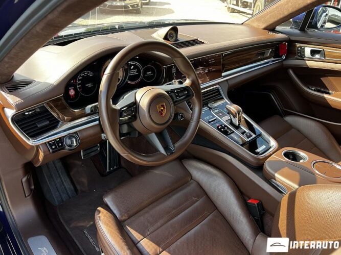 Porsche Panamera GTS 44 porsche Panamera GTS 2021