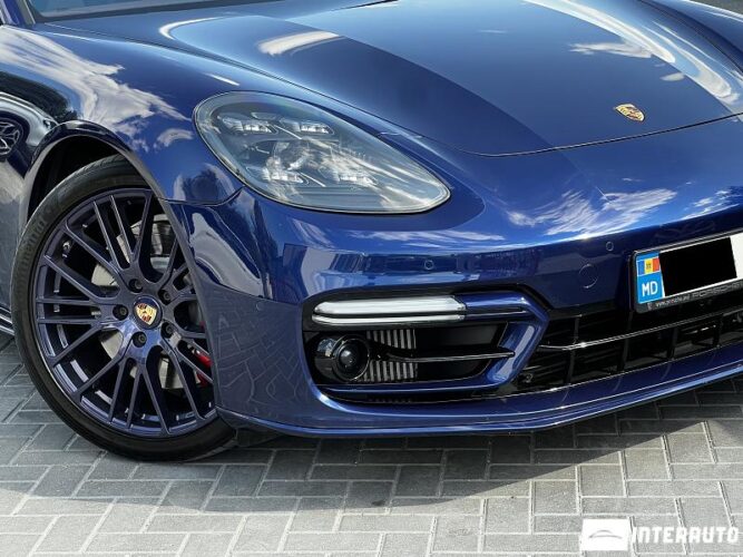 Porsche Panamera GTS 61 porsche Panamera GTS 2021