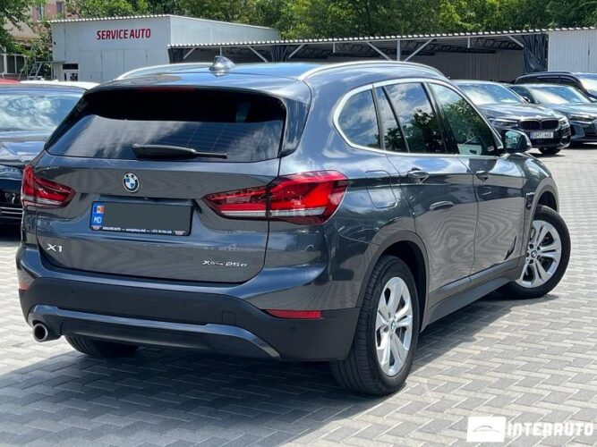 BMW X1 2.5e 38 bmw X1 2.5e 2020