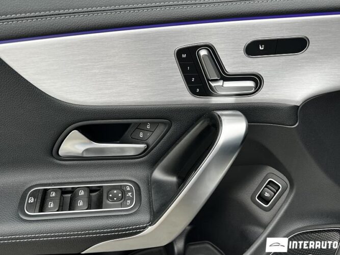 Mercedes CLA 45 AMG 48 mercedes CLA 45 AMG 2020