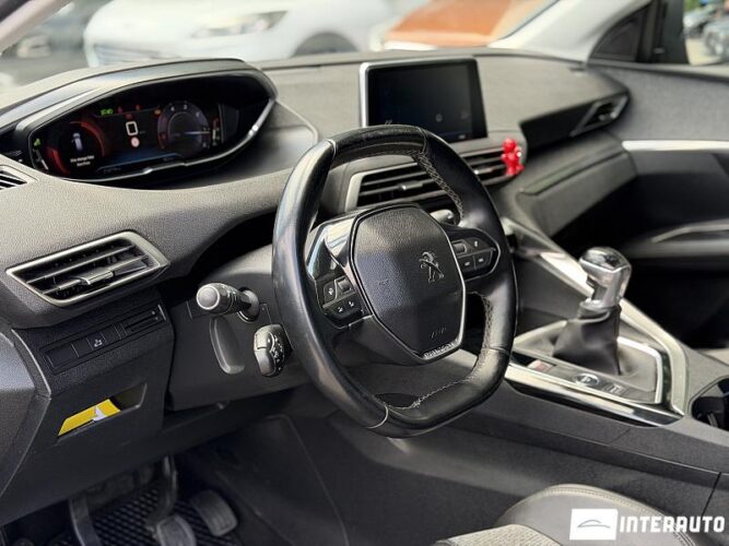peugeot 3008 2018