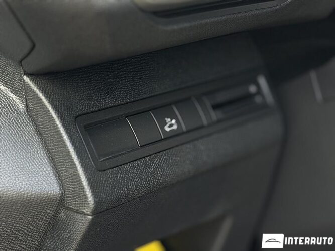 peugeot 3008 2018