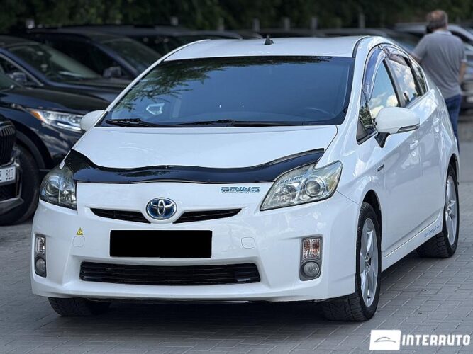 Toyota Prius 2010 doar la InterAuto